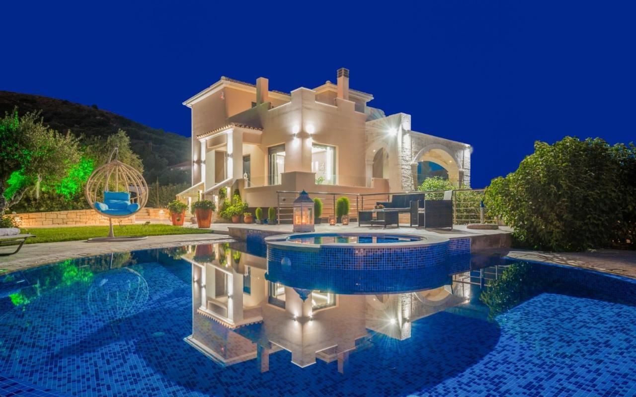 Romanza Luxury Villa Kalamákion Esterno foto